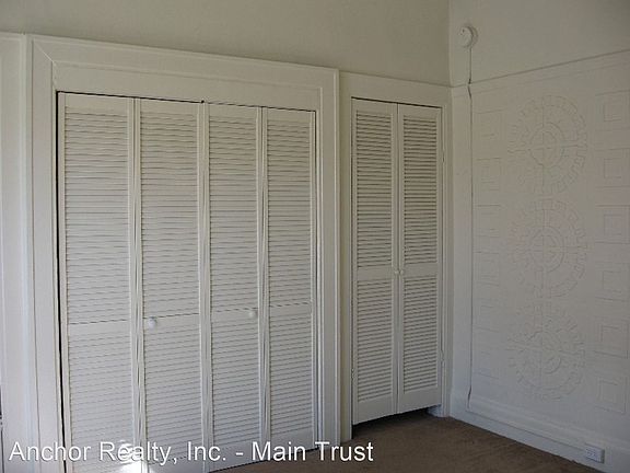 4th image of 1677 Sacramento St #9