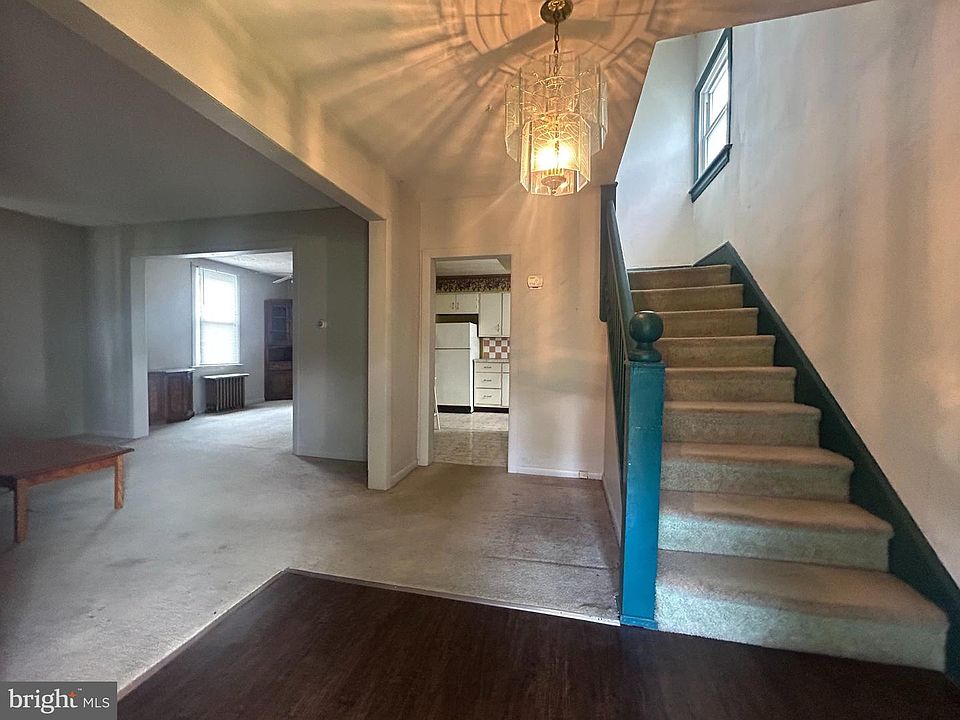 31st image of 125 1st St
