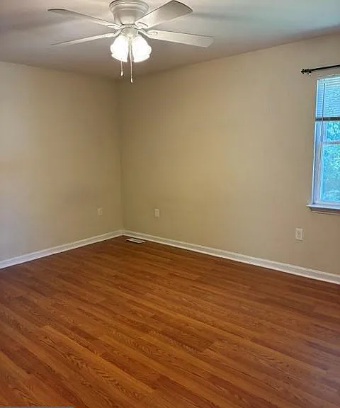 22240 Hawthorne Way — Photo 11