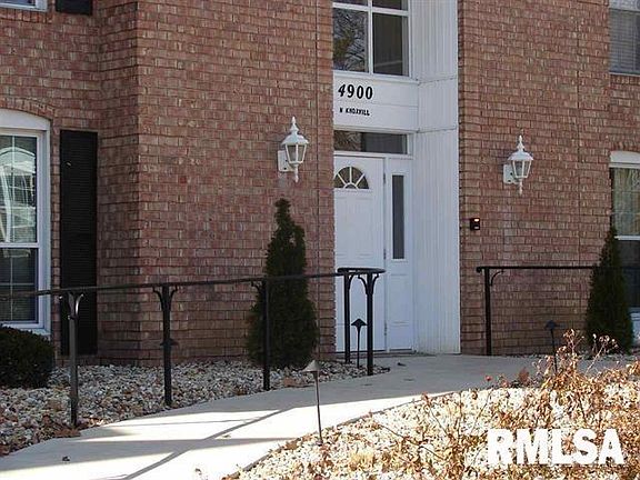3rd image of 4900 N Knoxville Ave APT 204A