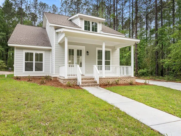 1 W Crossvine Ct, Hattiesburg, MS 39402