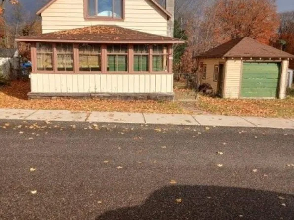 106 Balke Ave, Big Bay, MI 49808