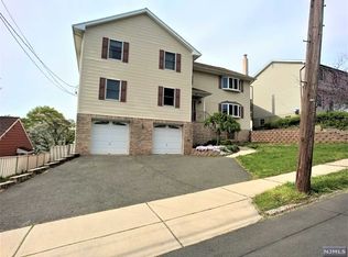 25 Krakow St, Garfield, NJ 07026