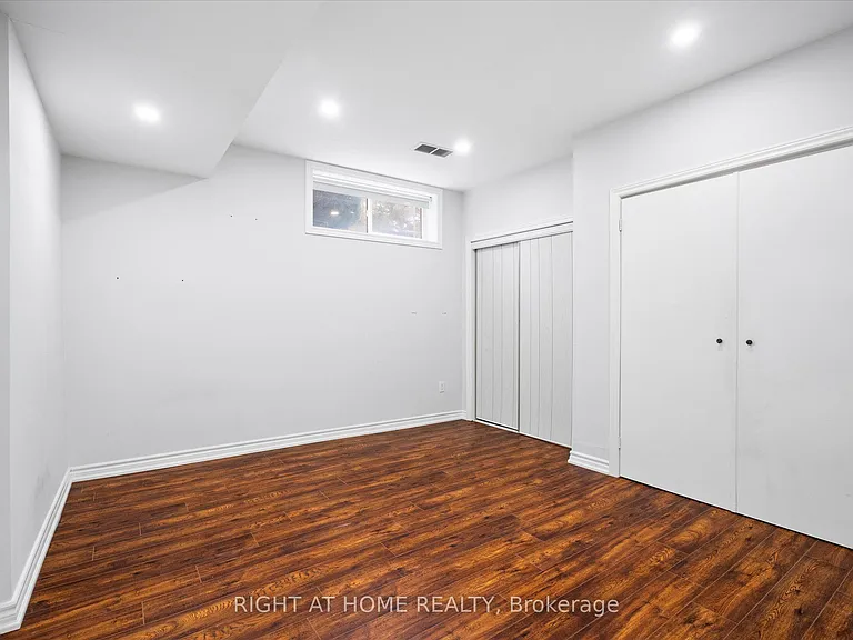 5730 Halls Rd N — Photo 6