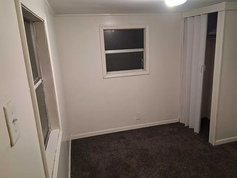 239 N Park Ave #8 — Photo 6