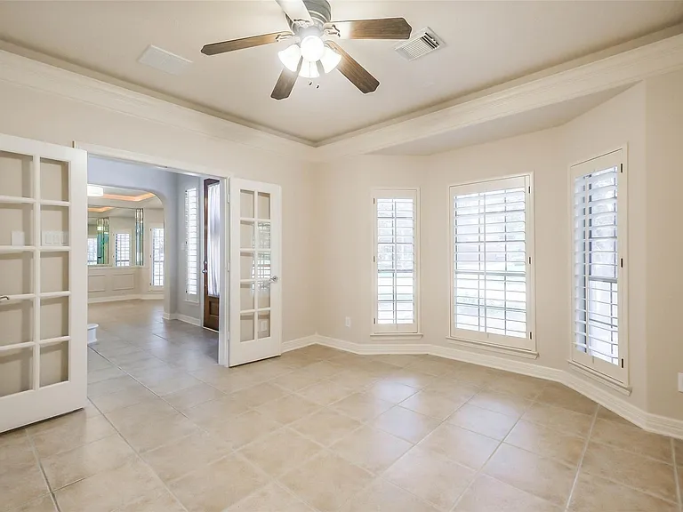 12411 Santiago Cove Ln — Photo 5