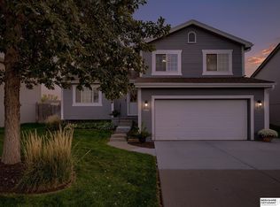 17011 Yort Ave, Omaha, NE 68116