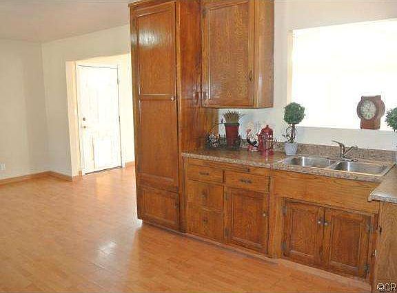4th image of 6432 Santa Catalina Ave