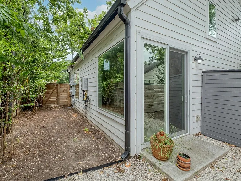 4814 Harmon Ave — Photo 20