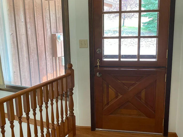 4050 E Ridge Rd — Photo 6