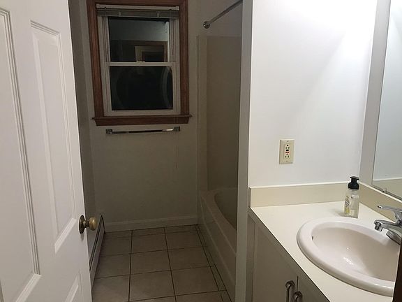 second floor full bath