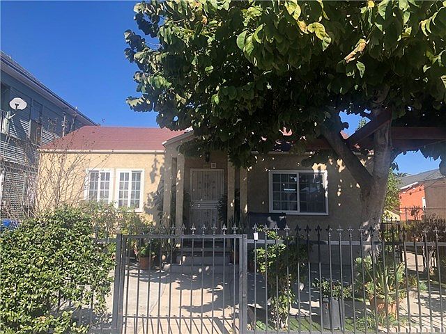 2nd image of 503 E 21st St