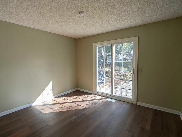 26425 Lake Forest Dr — Photo 14