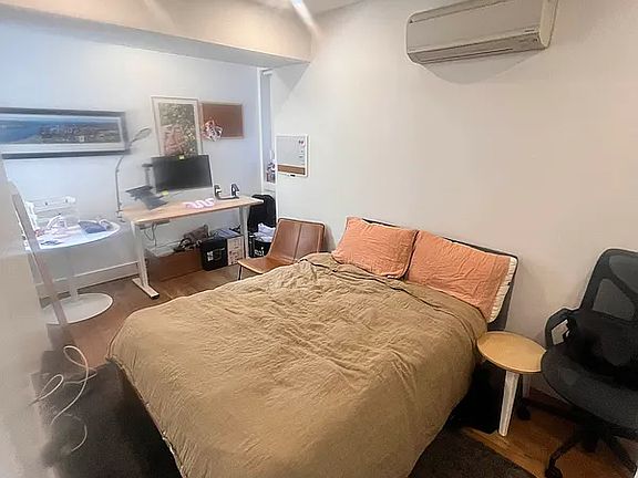 4th image of 128 Montrose Ave #312