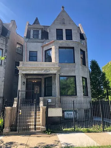 3541 W Jackson Blvd #2R Photo 1