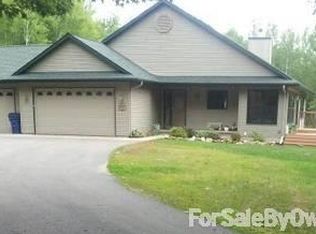 1998 Schmidt Pl, Mosinee, WI 54455