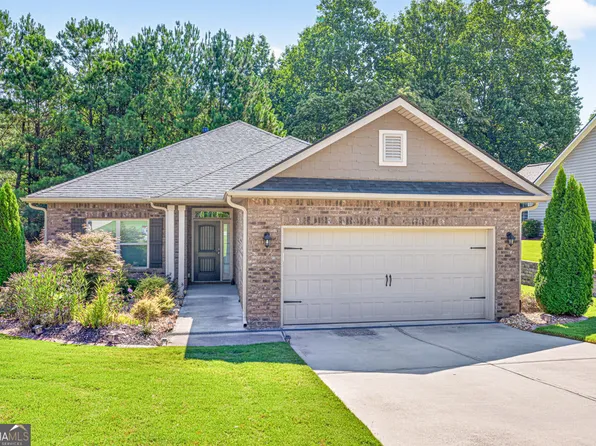 832 Hidden Hollow Cir, Commerce, GA 30529