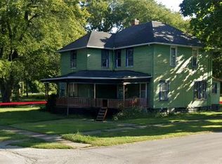 401 N Main St, Saybrook, IL 61770