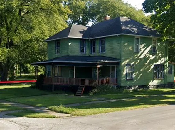 401 N Main St, Saybrook, IL 61770