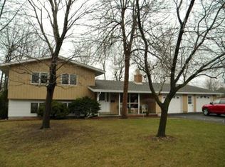 9 Saratoga Ct, Plattsburgh, NY 12901