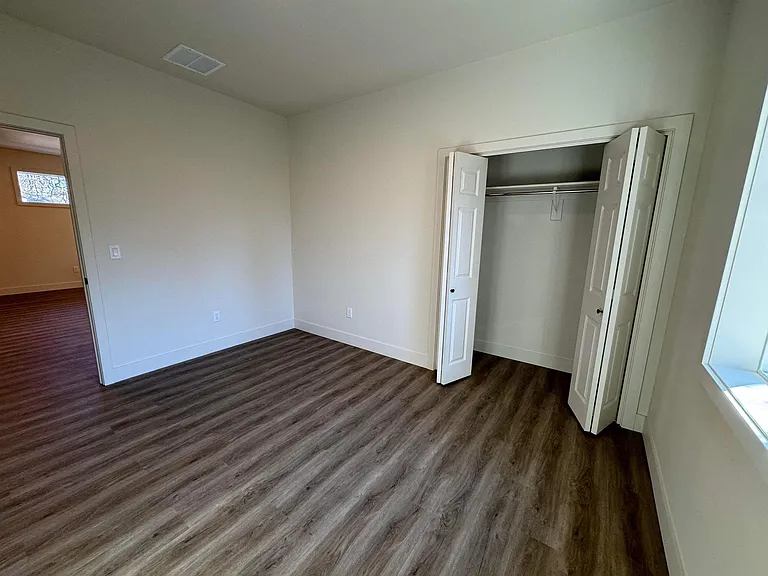 115 Alderson Ave — Photo 8