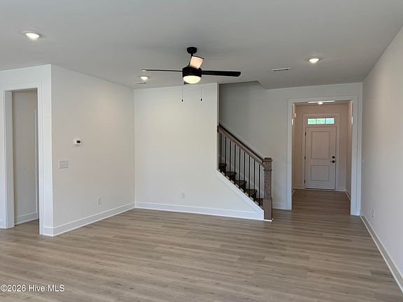 5th image of 32 Joyner Park Drive