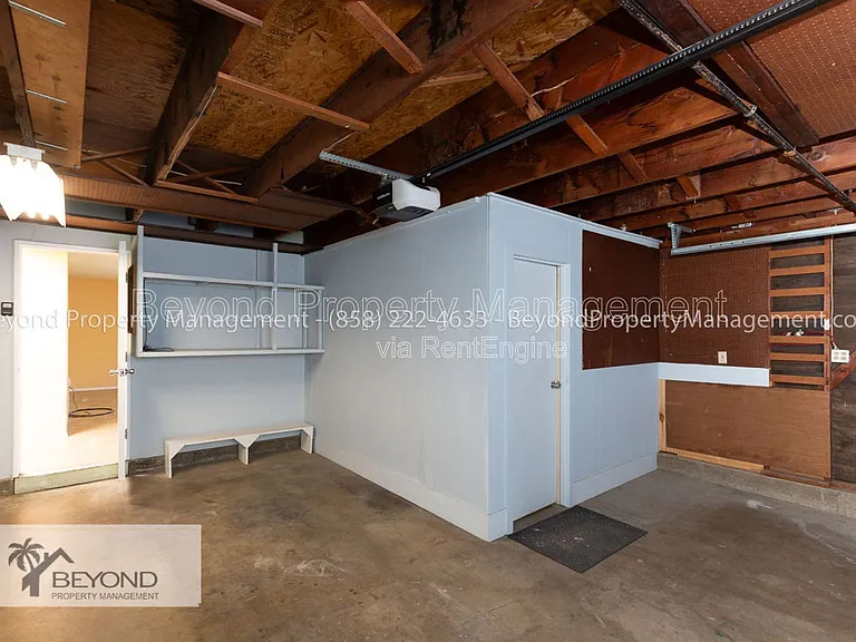 6522 Cheames Way — Photo 9