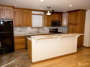 494 Harris Ave #B, Middlesex, NJ 08846