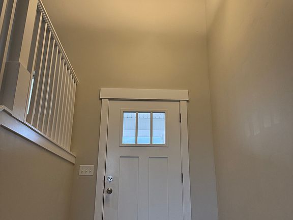 5th image of 1535 Birch Way