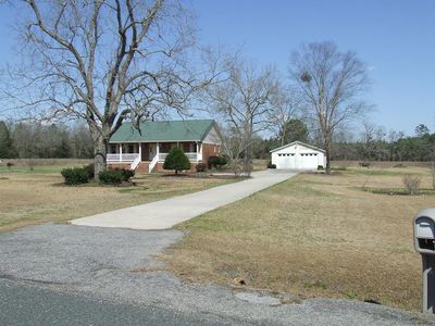 335 Honeysuckle Rd, St matthews, SC, 29135
