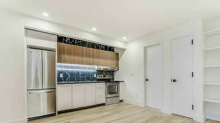 Rented by Artur Gutman, LREB | media 2