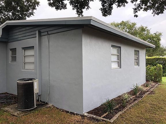 5th image of 231 Wilshire Dr