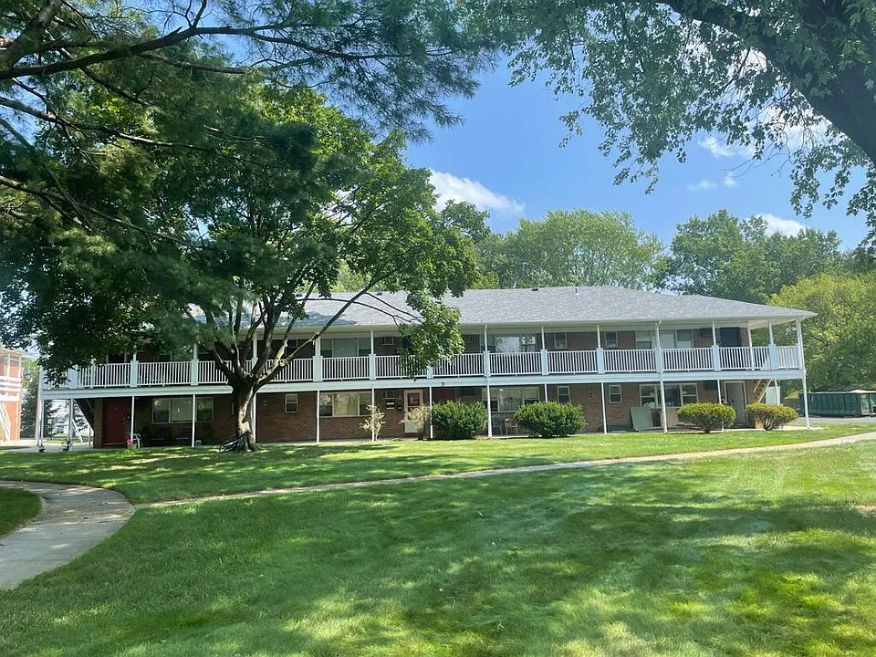 Ravine Manor Apartments