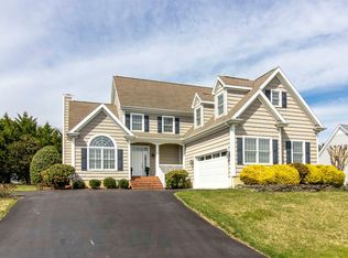 10 Wellington Pl, Rehoboth Beach, DE 19971