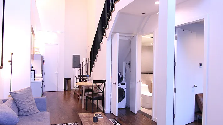 Rented by Nooklyn NYC LLC | media 20