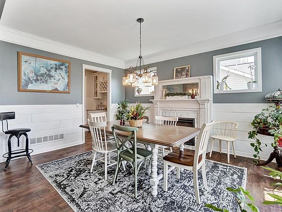 5th image of 176 Balsam Dr
