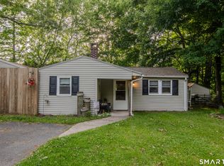 37 Lake Street, Ledyard, CT 06339