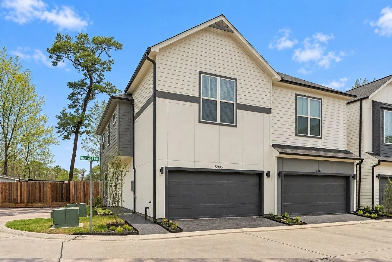 3 bed, 2.5 bath, 1542 sqft, $2,000 — Photo 1