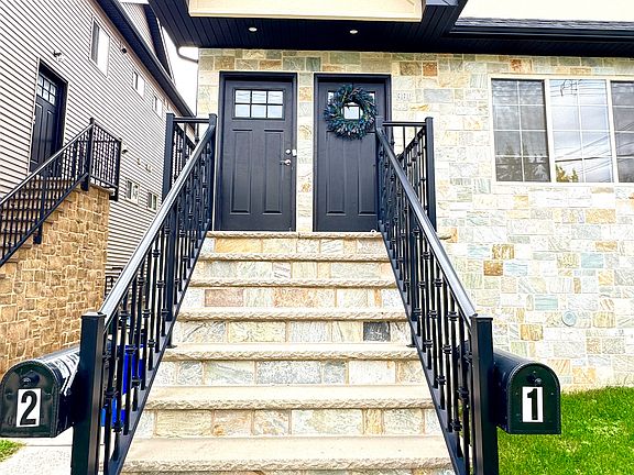 4th image of 356 Robinson Ave #2