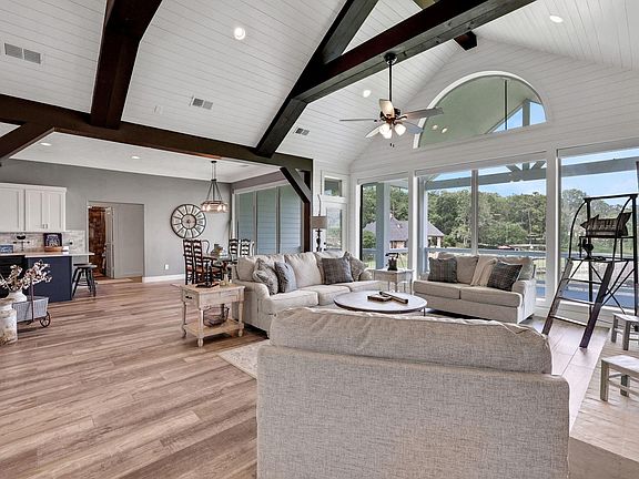 5th image of 231 Ridge Cove Ln