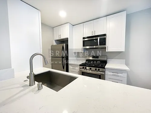 4566 36th St Photo 1