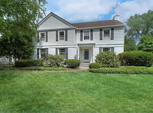 21249 Colby Rd, Shaker Heights, OH 44122