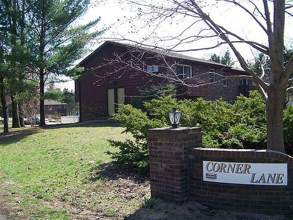 Corner Lane Apartments