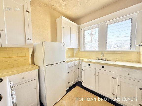 2nd image of 5953 1/2 Barton Ave