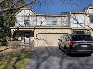 4480 Opal Dr, Hoffman Estates, IL 60192