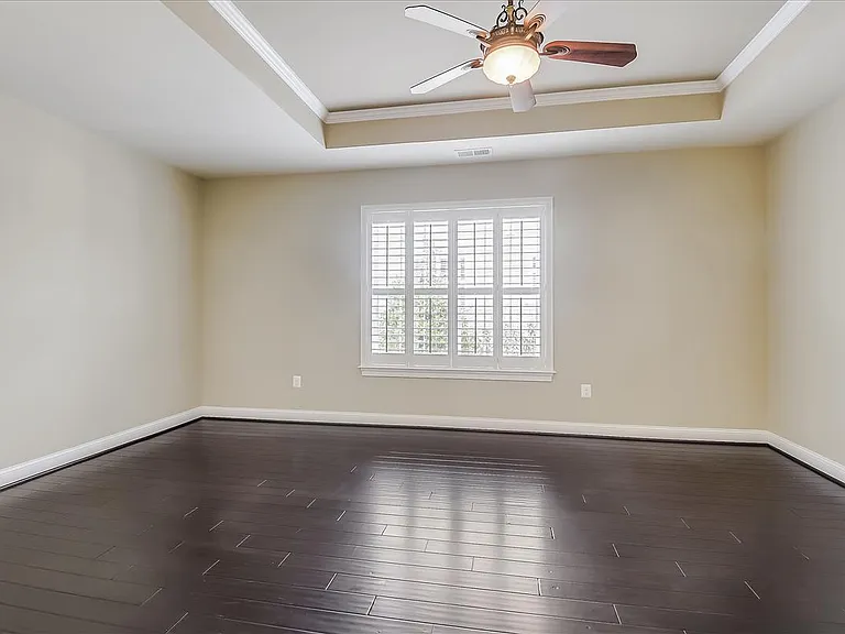 5815 New Berne Rd — Photo 14