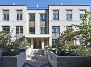 52 Holmes Ave #16, Toronto, ON M2N 0J9