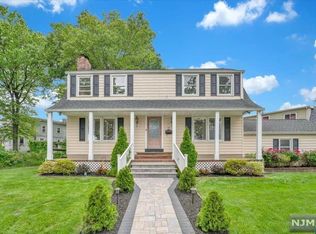 15 Mutillod Ln, Secaucus, NJ 07094