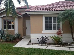 9004 SW 214th St, Cutler Bay, FL 33189