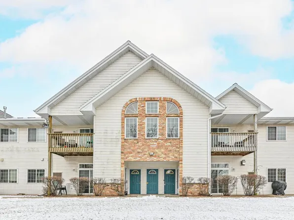 3360 East College AVENUE #15, Cudahy, WI 53110